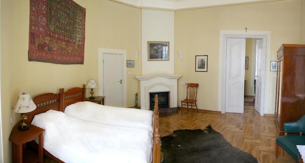 Palac Kurozweki Lejlighedshotel Værelse billede
