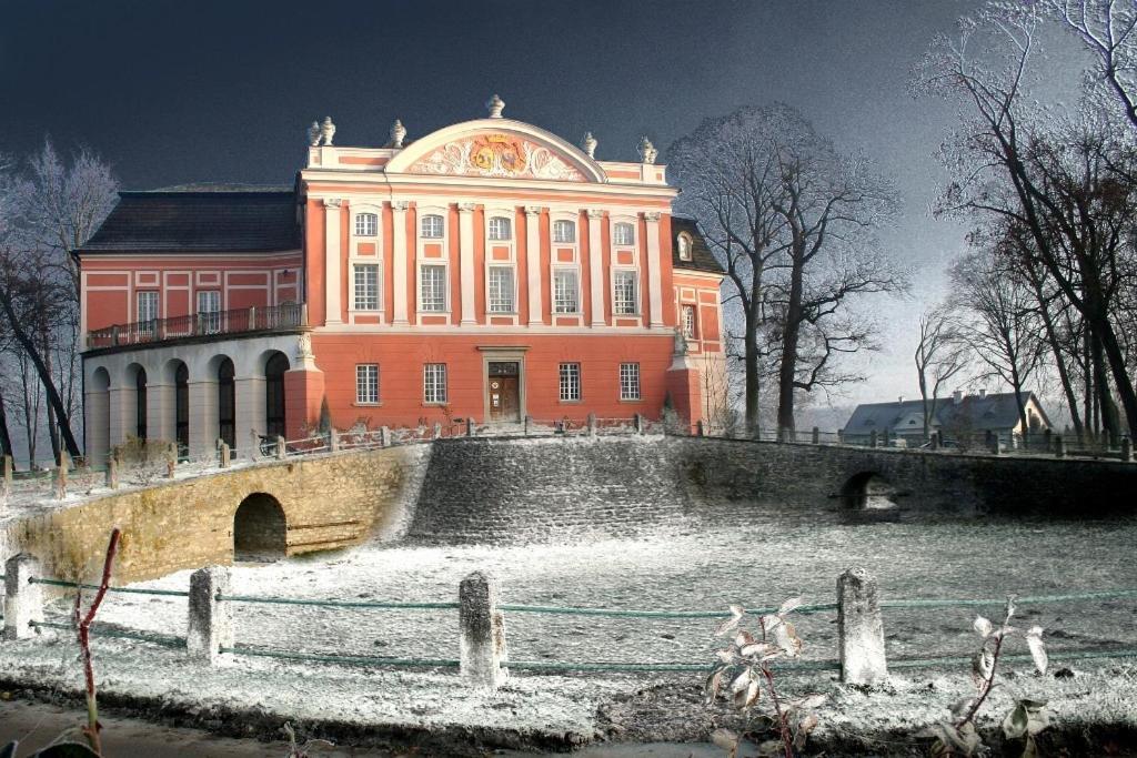 Palac Kurozweki Lejlighedshotel Eksteriør billede